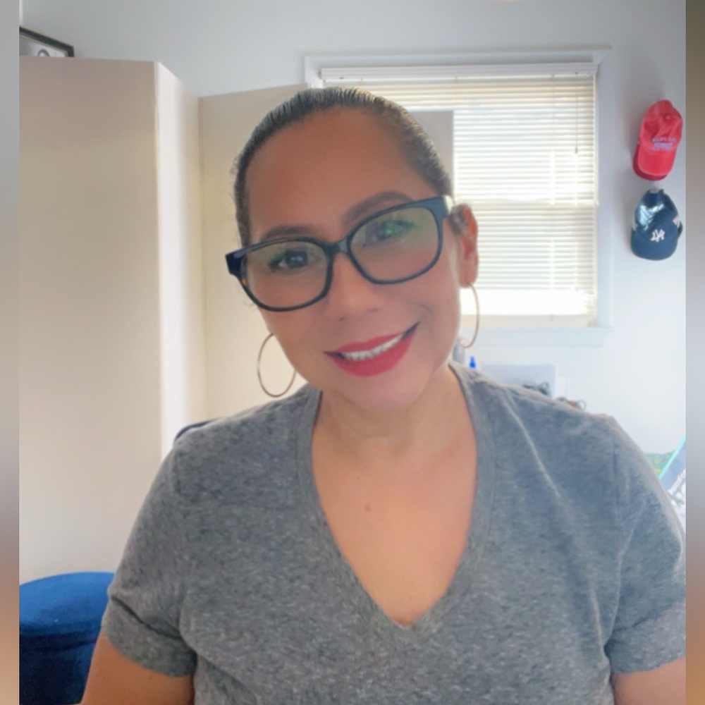 Meet your Posher, Lisa